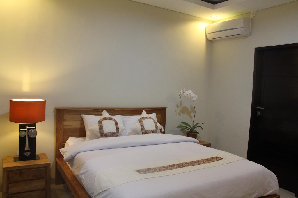 Jonsen Homestay Canggu Esterno foto