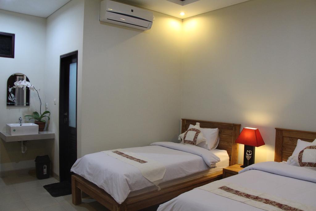 Jonsen Homestay Canggu Esterno foto