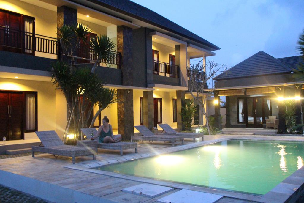 Jonsen Homestay Canggu Esterno foto