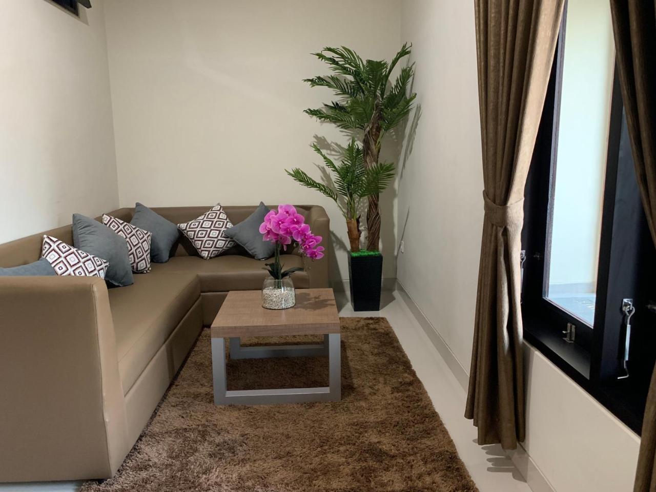 Jonsen Homestay Canggu Esterno foto